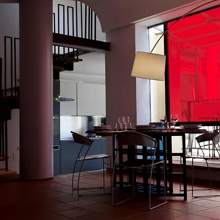 Summit Barberia Penthouse